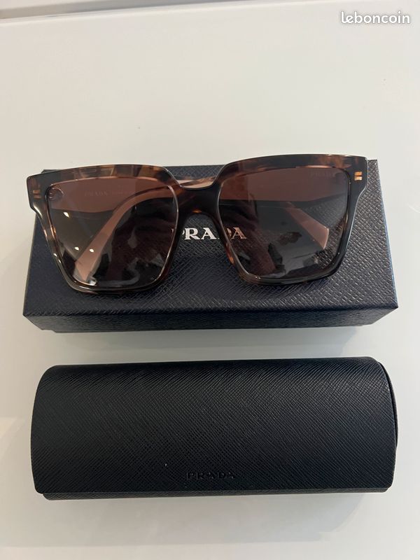 Lunettes de soleil Prada (image 2)