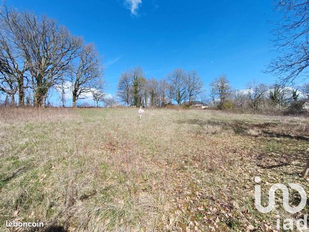 Terrain 2173 m² Noailles