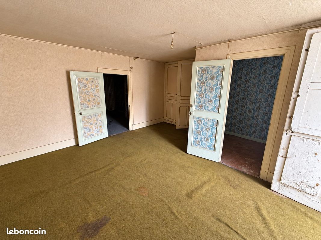Appartement 3 pièces 63 m² · à Villefranche-sur-Saône · 63 m² · 100 000 €