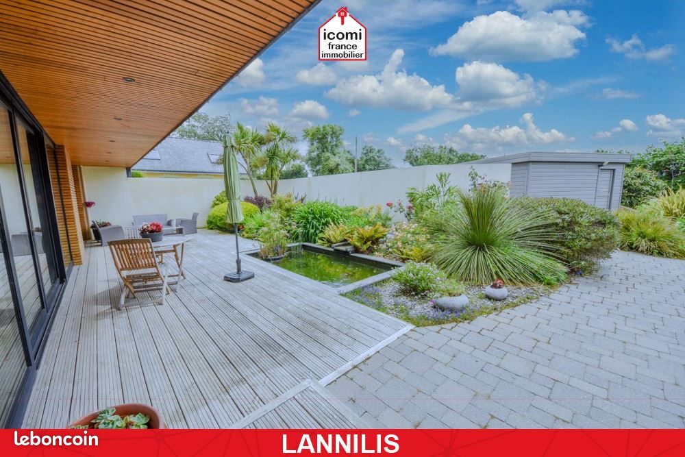 Maison 18 pièces 393 m² · à Lannilis · 393 m² · 1 025 000 €