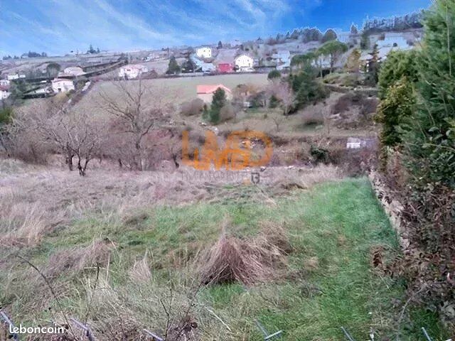 Terrain 1037 m² · à Millau · 1 037 m² · 75 000 €