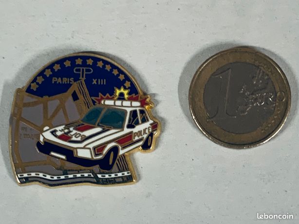 Pin's Chouette Camion De Police – Paris 13ème Brigade De Nuit – Zamac