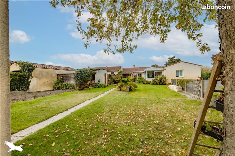 Maison 7 pièces 133 m² · à Blanquefort · 133 m² · 399 900 €