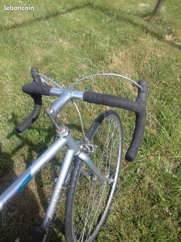 Vélo de route DECATHLON Cobra 520 révisé (image 2)