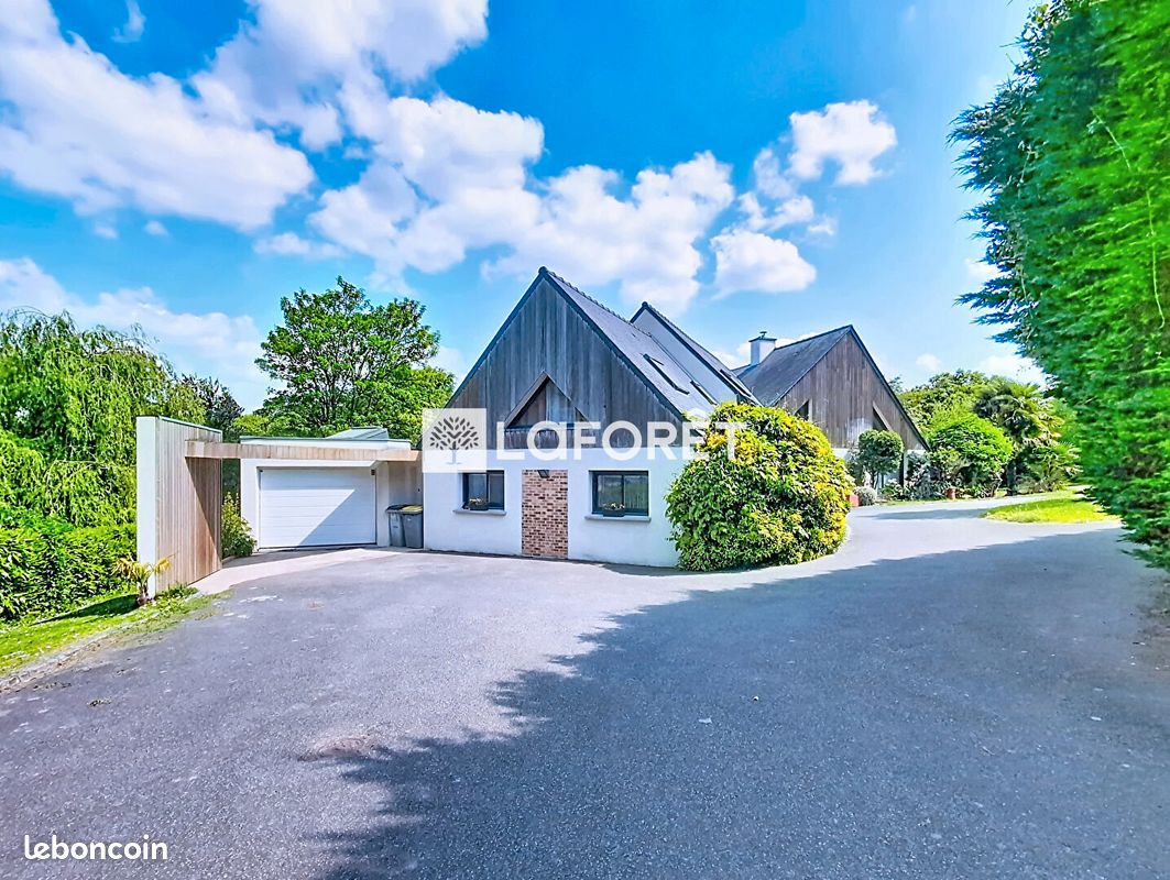 Maison 9 pièces 232 m² · à Laillé · 232 m² · 799 000 €