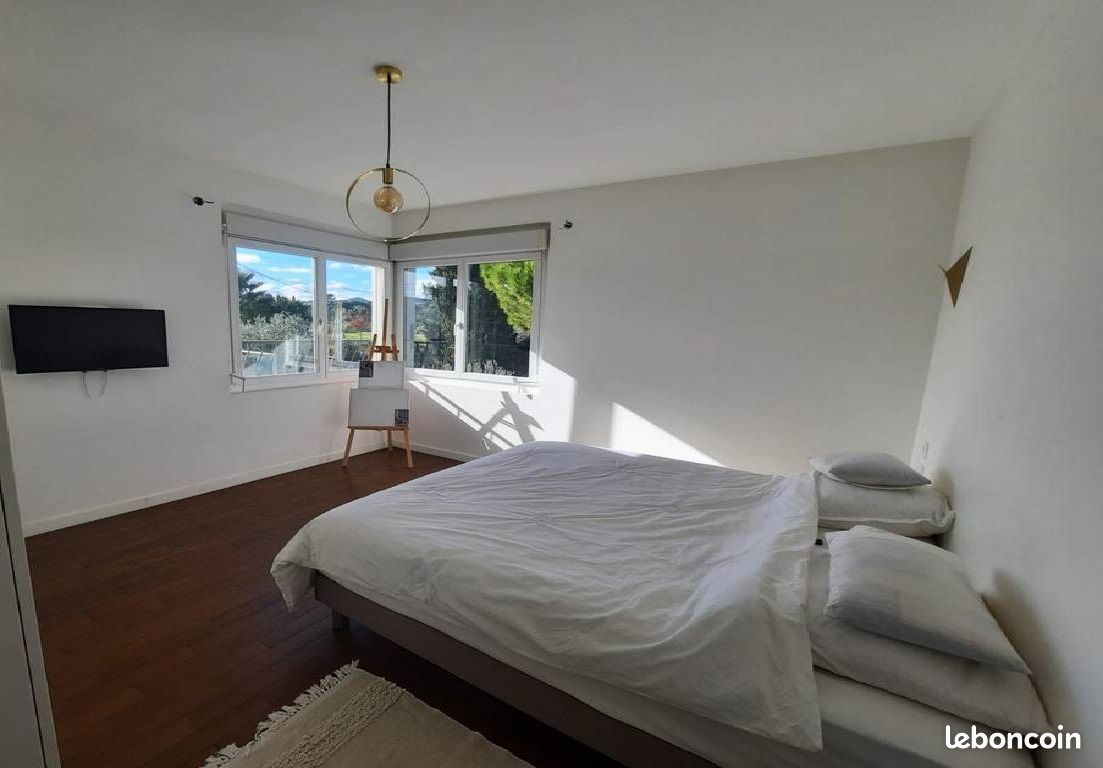 Maison 4 pièces 118 m² · à Grenade · 118 m² · 725 €/mois