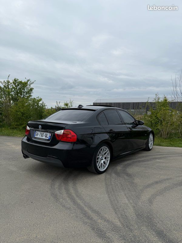 BMW 325d E90 Phase 1 BVM – M Sport – CSL – CarPlay – Ciel étoilé – Train neuf (image 2)