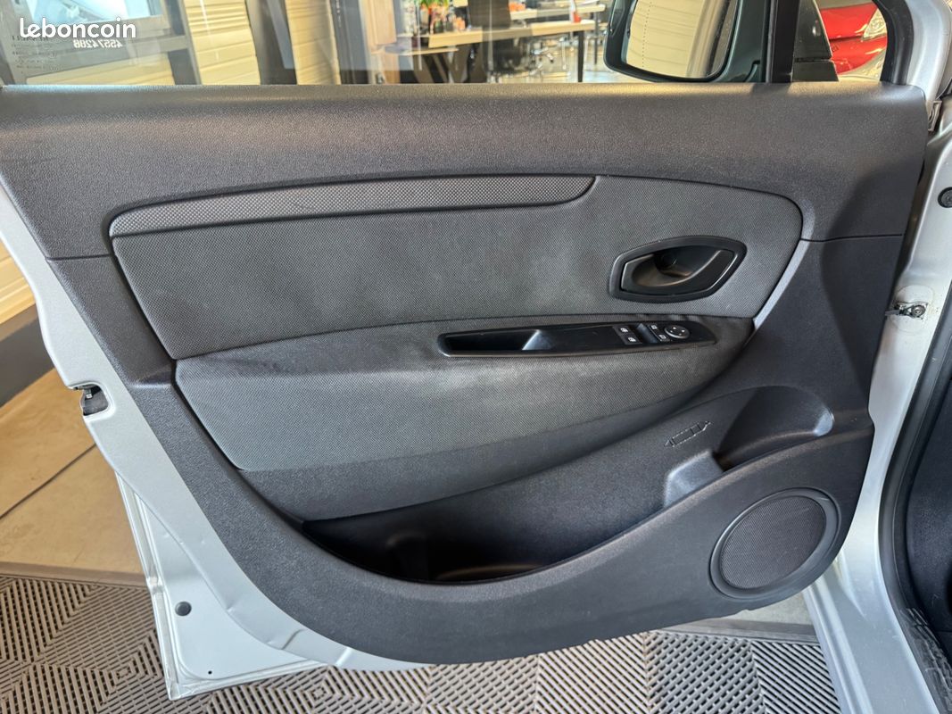 Renault scenic 1.5 dci 110ch - energy - distribution neuve / embrayage neuf (image 23)