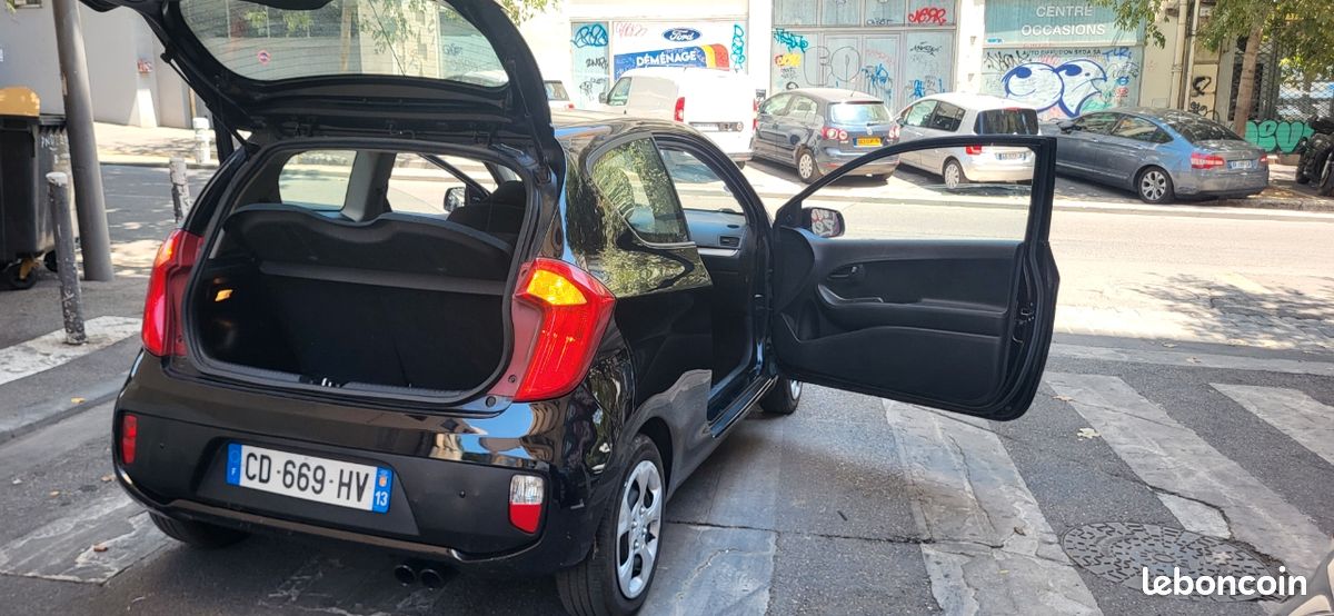 Kia Picanto-II 1.0i 69Cv Style 3 Portes Ct Ok (image 4)