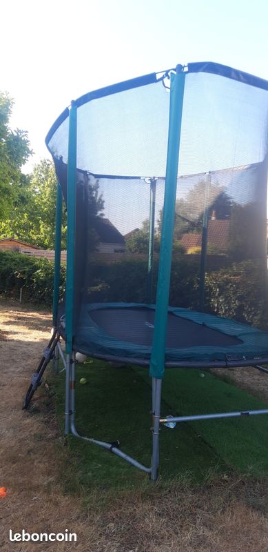Trampoline (image 3)
