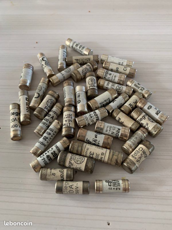 Lot fusibles (image 1)