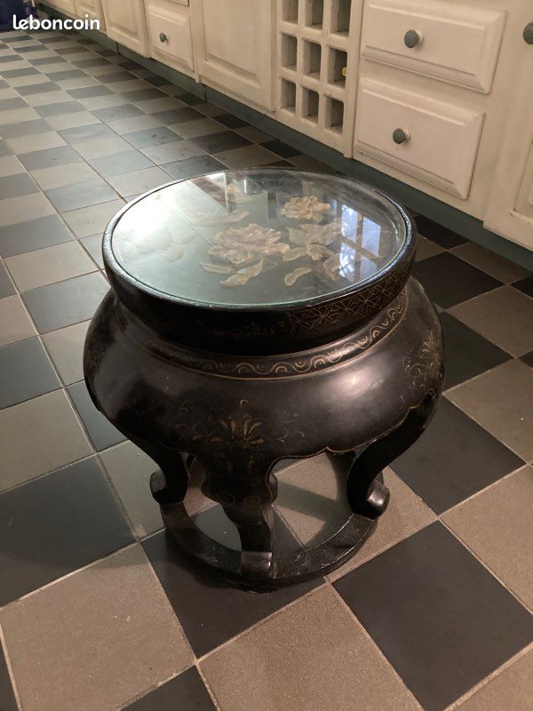 Table basse ronde chinoise (image 1)
