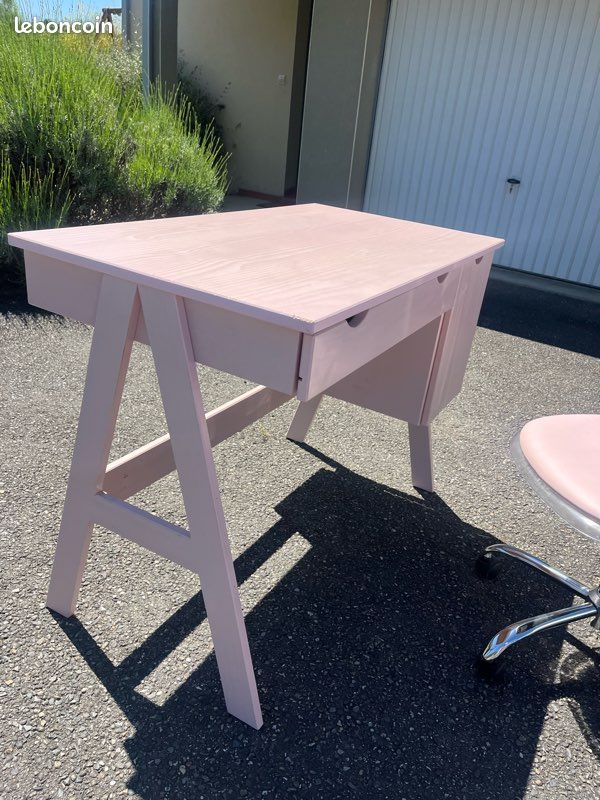 Bureau et chaise (image 4)