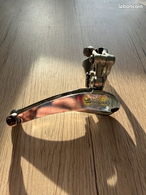 Dérailleur Avant Campagnolo Nuovo Record Pour Vélo De Course Ancien - Italie