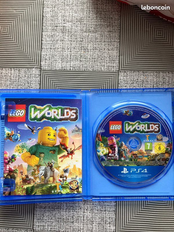 LEGO worlds Ps4 (image 2)