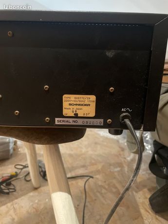 Ampli Vintage Schneider TA 4000 - Stéréo 35W, à Réviser (pour Pièces)
