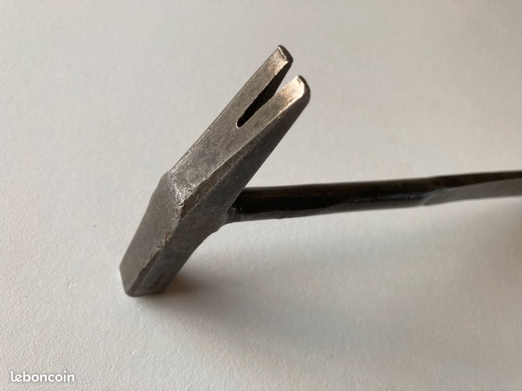 N°760 outillage outils anciens OLD TOOL HAMMER Outil ancien marteau de