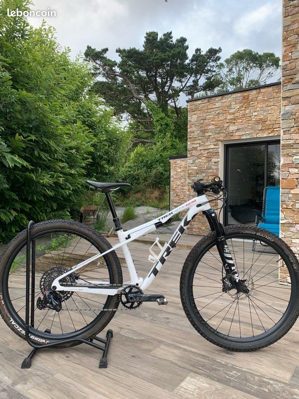 Trek supercaliber 9.8 AXS (image 1)
