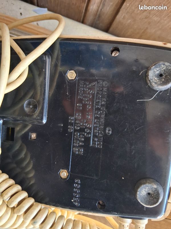 Telephone ancien (image 2)