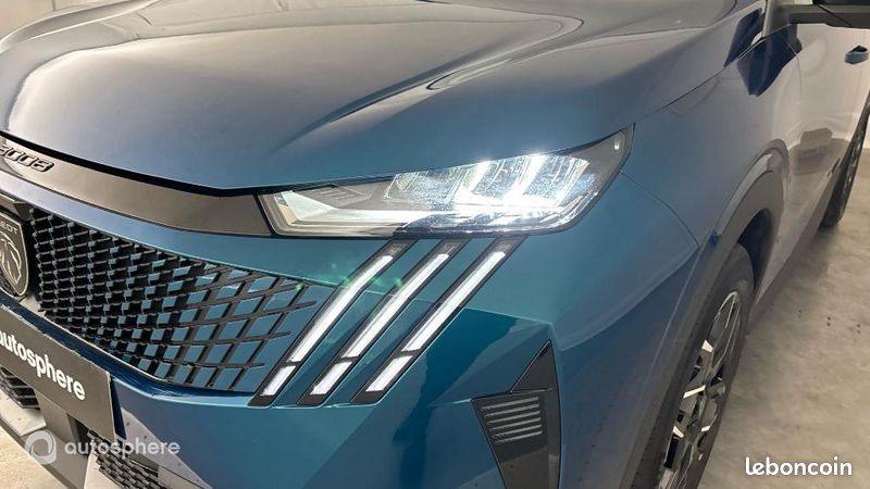 Peugeot 3008 1.2 Hybrid 136ch Allure e-DCS6 (image 17)