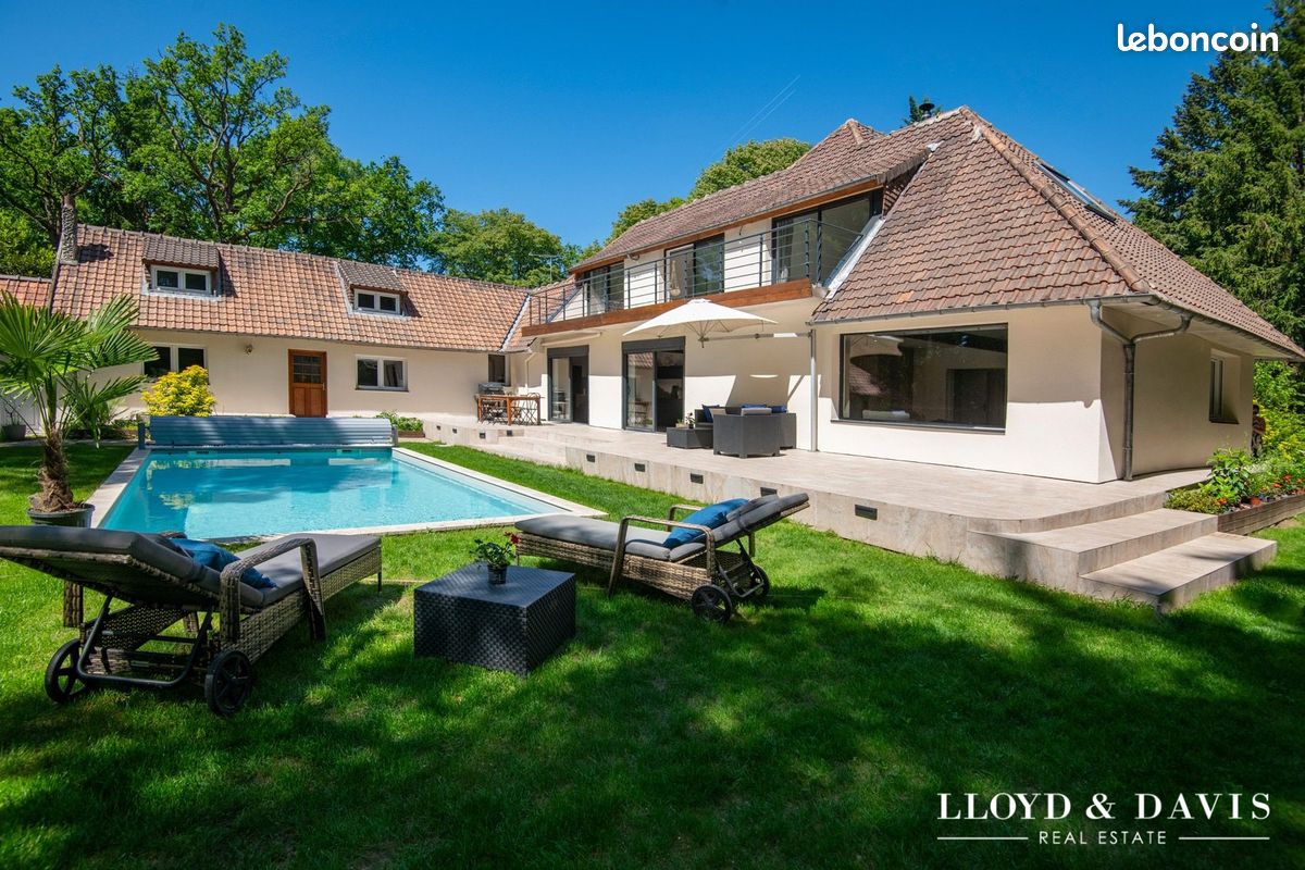 Maison 10 pièces 290 m² · à Lamorlaye · 290 m² · 1 180 000 €