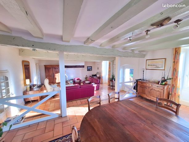 Propriété 12 pièces 452 m² — 11