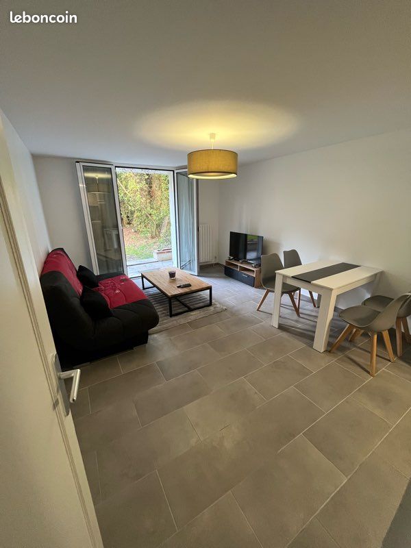 Appartement 2 pièces 47 m² · à Corbeil-Essonnes · 47 m² · 920 €