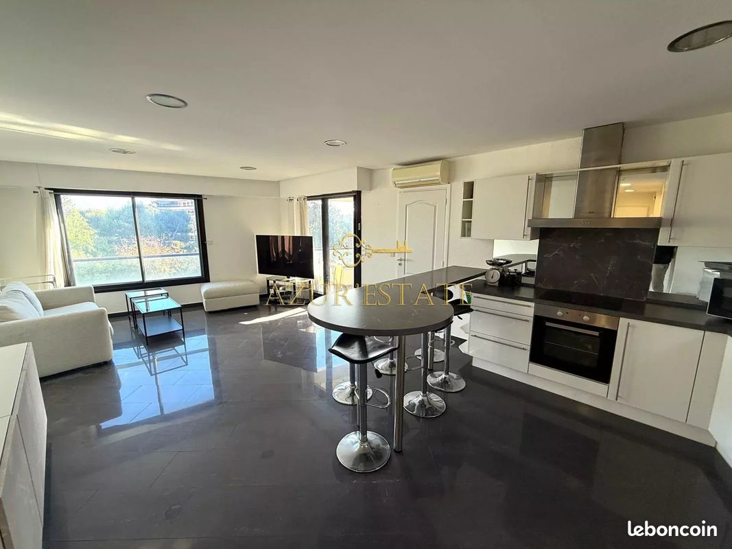 Appartement 2 pièces 54 m² · à Beausoleil · 54 m² · 1 700 €/mois