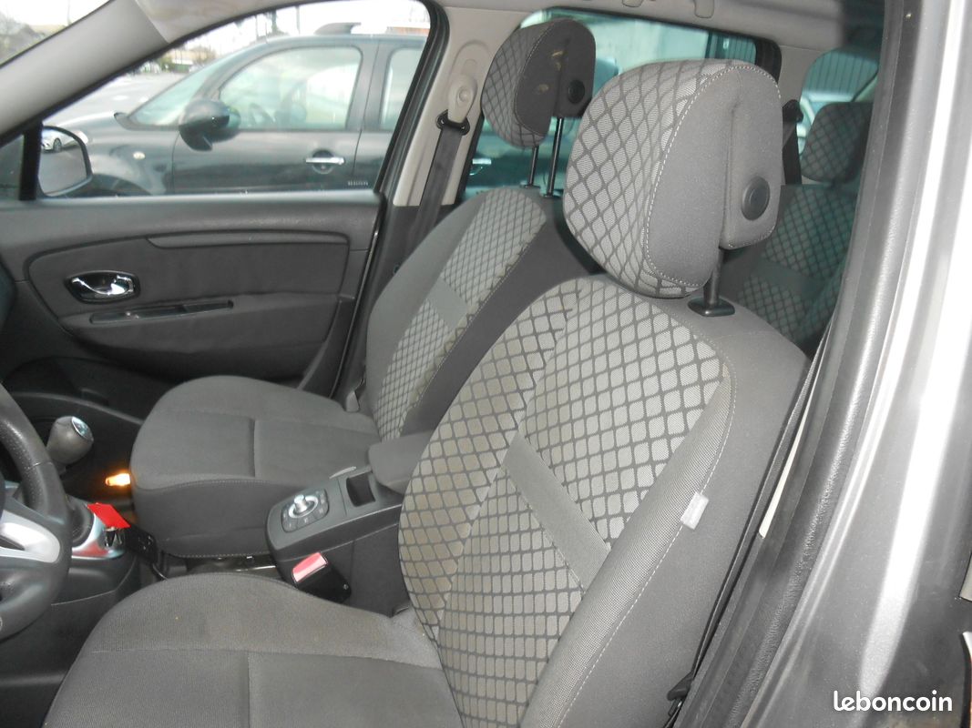 Renault Scenic 3 dci 110 15th Anniversaire (image 7)