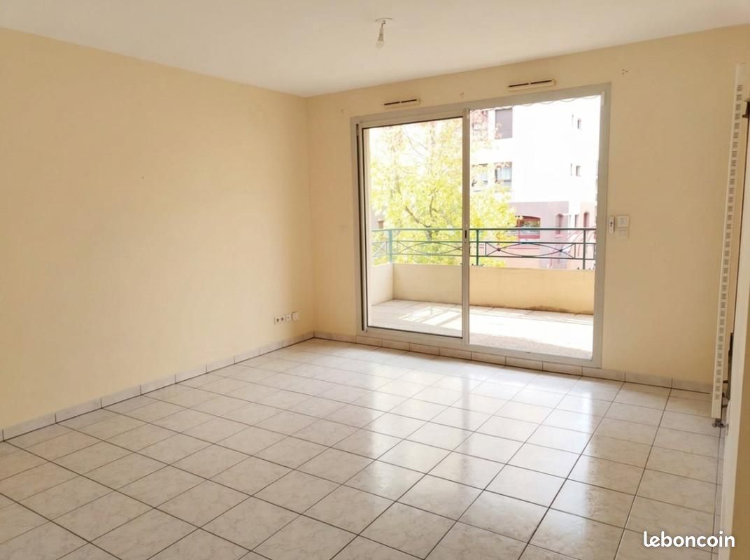 Appartement 3 pièces 82 m² · à Villefranche-sur-Saône · 82 m² · 240 000 €