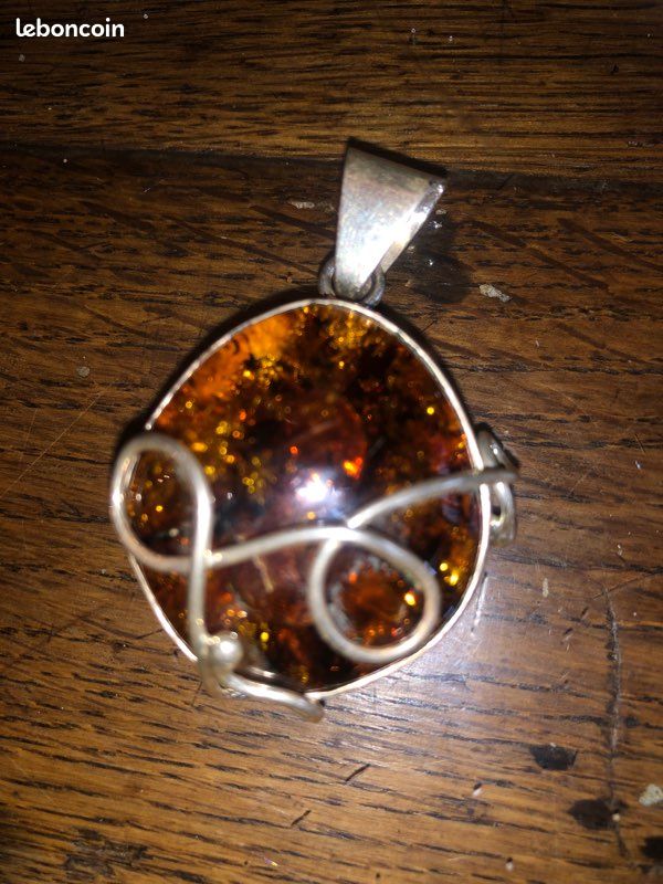 Magnifique pendentif Ambre de la Baltique et argent 925/1000 (image 2)