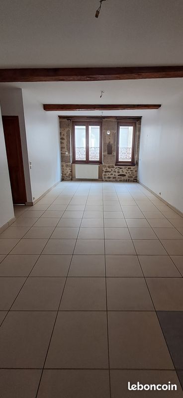 Appartement 3 pièces 70 m² · à Saint-Étienne · 70 m² · 640 €/mois