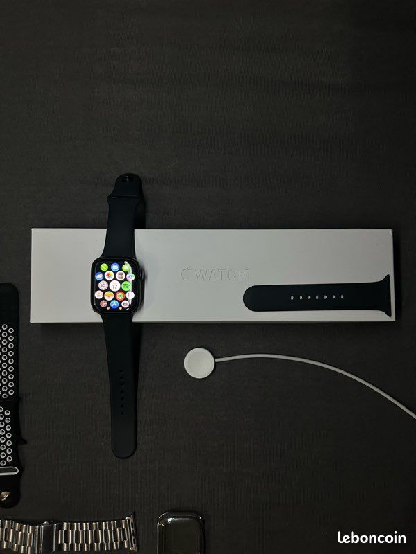 Apple Watch Série 8 GPS (image 2)