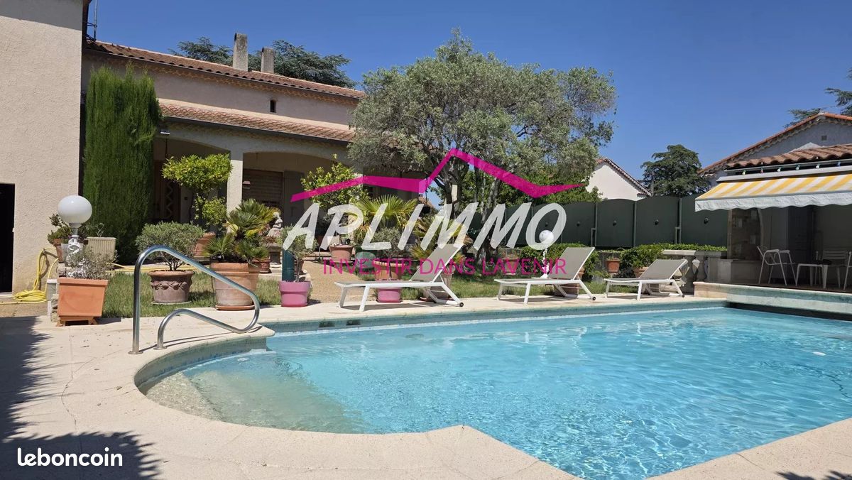 Maison 6 pièces 190 m² · à Montélimar · 190 m² · 395 000 €