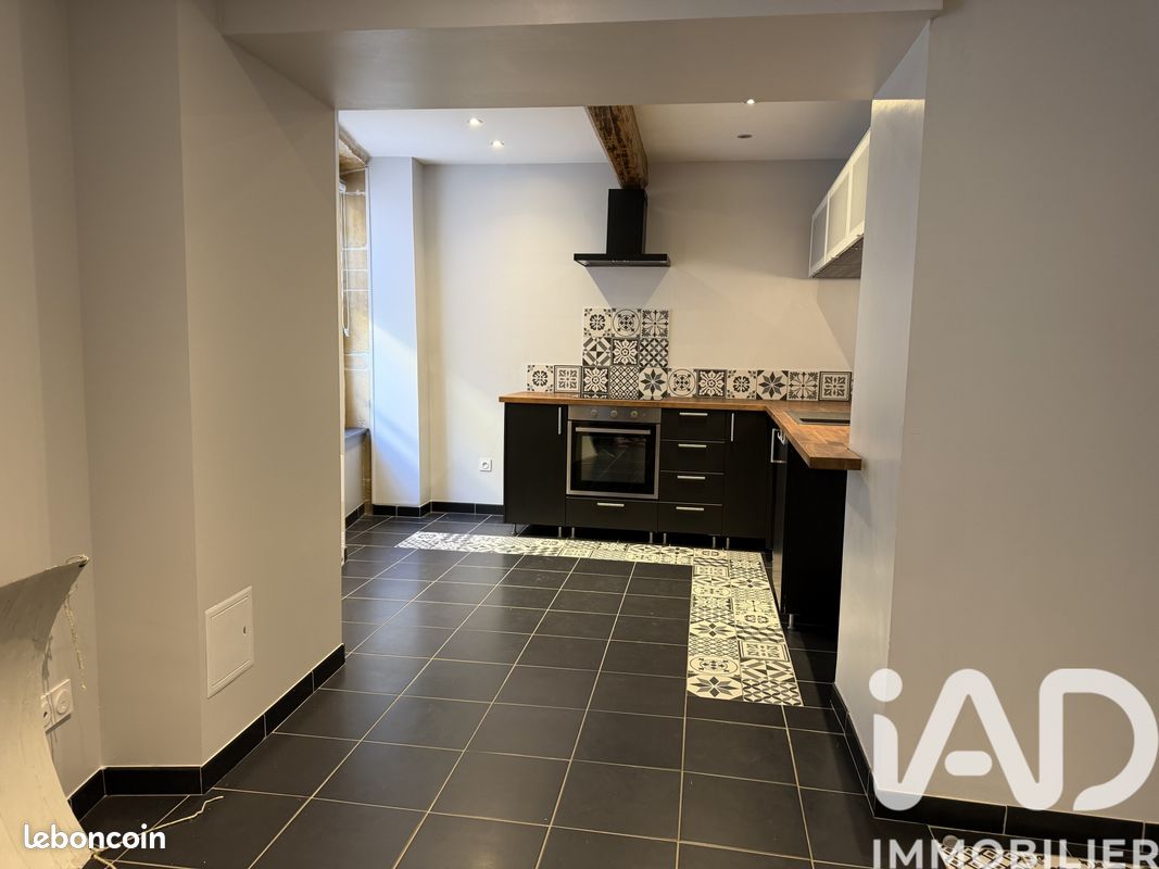 Appartement 3 pièces 51 m² · à Val d'Oingt · 51 m² · 170 000 €