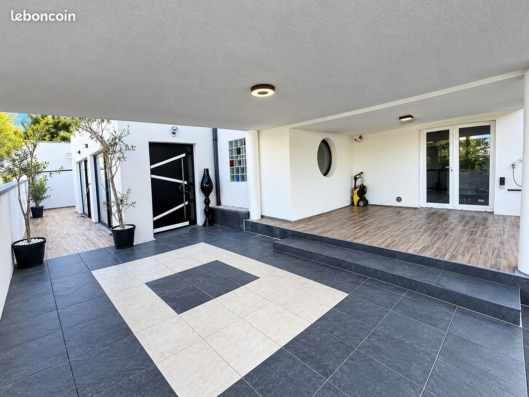 Maison 3 pièces 143 m² · à Pluguffan · 143 m² · 1 650 €/mois