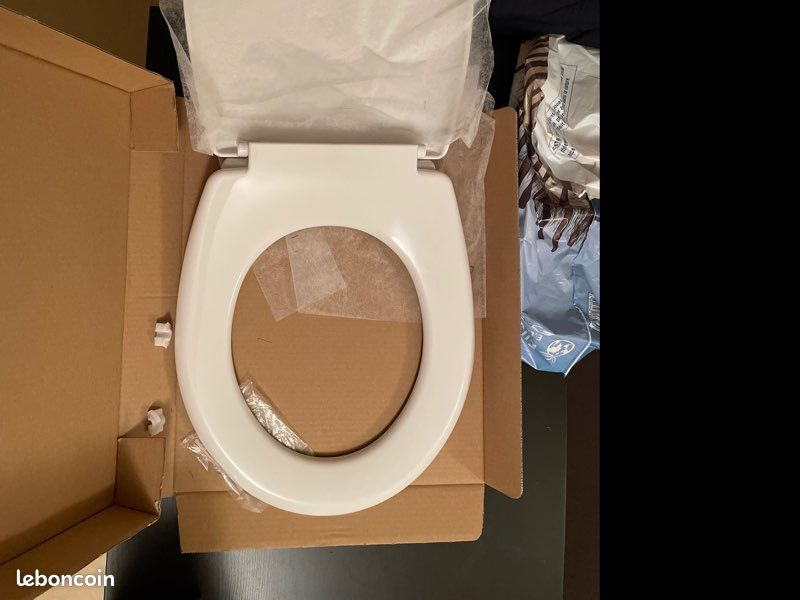 Abattant WC blanc (image 2)