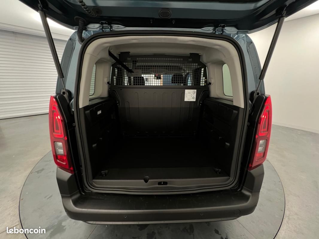 Citroën Berlingo Taille M BlueHDi 130 S&S EAT8 Max (image 12)