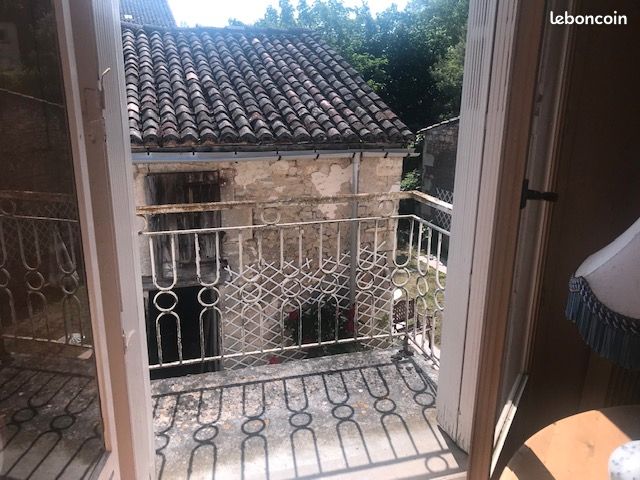 Maison de ville 6 pièces 90 m² - Gond-Pontouvre 16160 (image principale 2)