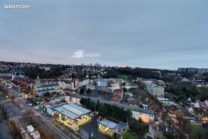 https://img.leboncoin.fr/api/v1/lbcpb1/images/9e/5c/b6/9e5cb63ba7f714ca6fa14a98c24b78c24c23d4db.jpg?rule=ad-image
