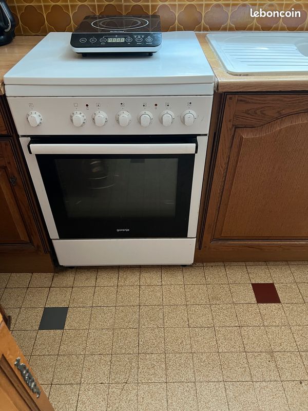 Cuisinière (image 1)