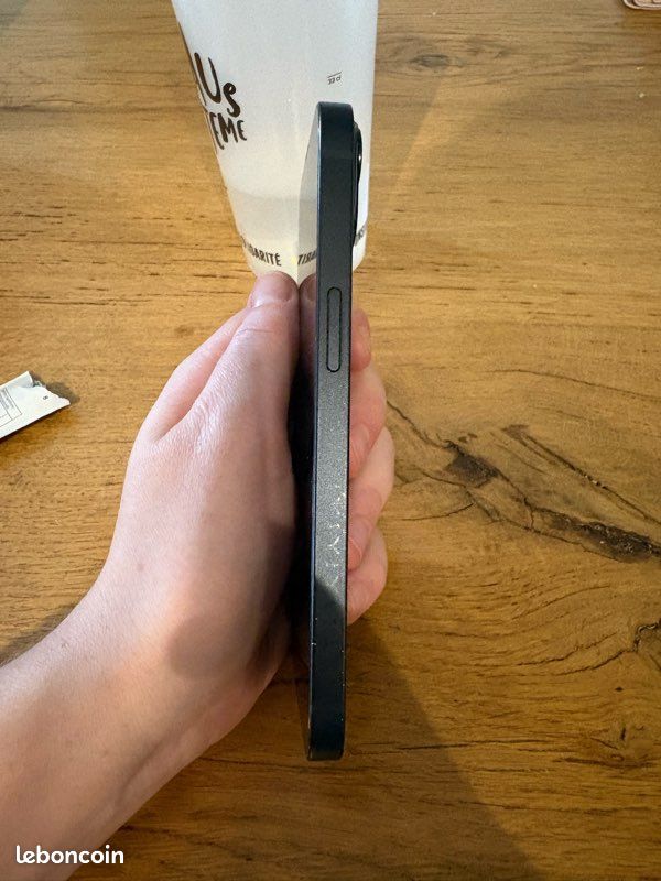IPhone 13 (image 3)