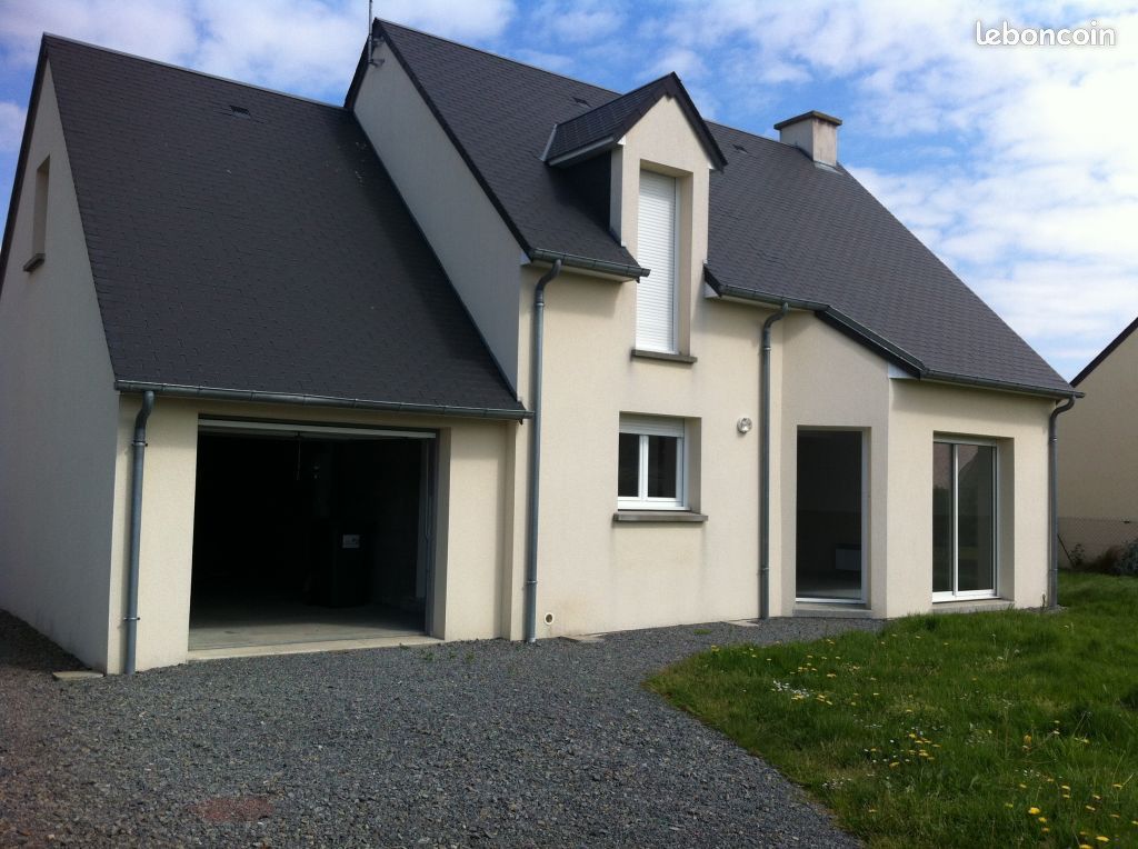 Maison 5 pièces 106 m² · à Granville · 106 m² · 920 €