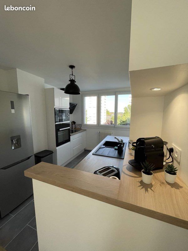 Appartement 5 pièces 85 m² · à Orléans · 85 m² · 450 €/mois