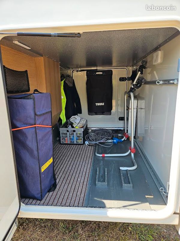CAMPING CAR Mercedes Carthago Lits Jumeaux (image 6)