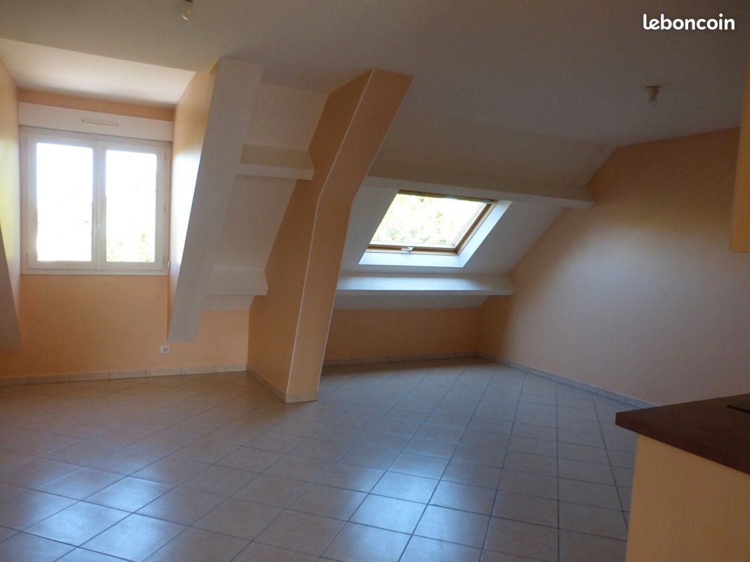 Appartement 4 pièces 83 m² · à Villejust · 83 m² · 1 004 €