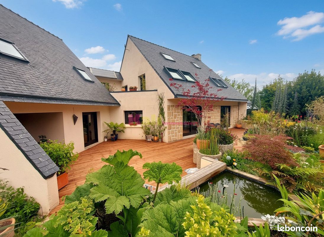 Maison 9 pièces 285 m² · à Plabennec · 285 m² · 561 600 €