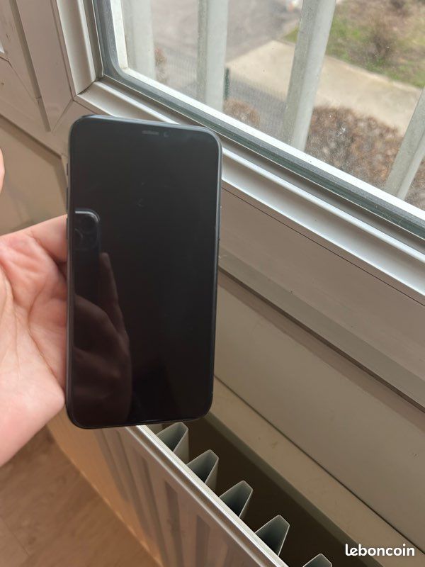 Iphone 11 pro (image 4)