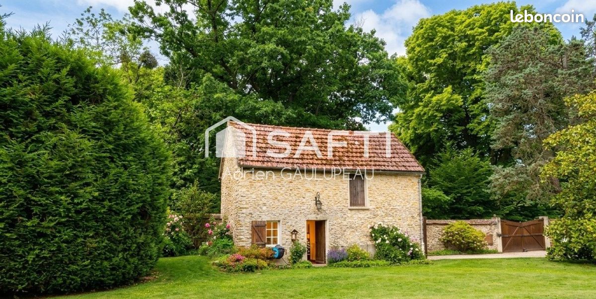 Maison 10 pièces 260 m² · à Montfort-l'Amaury · 260 m² · 795 000 €