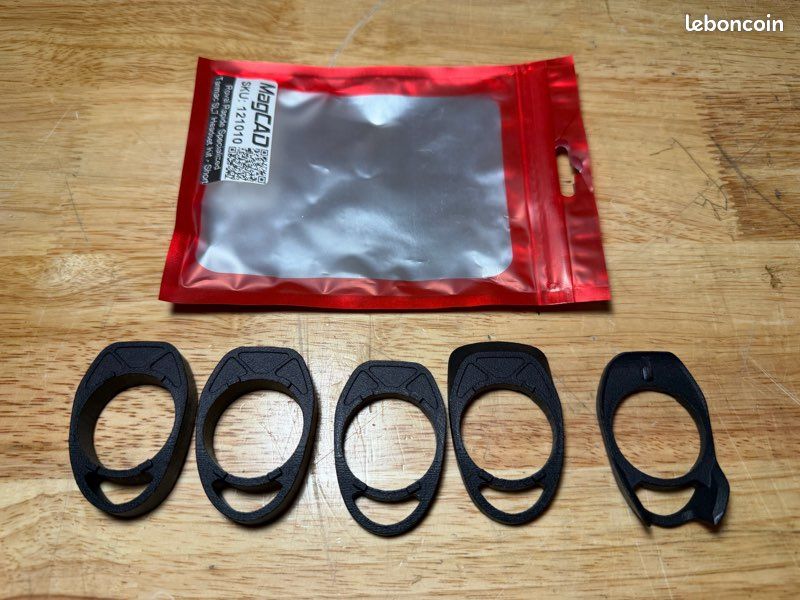 Entretoise MAGCAD Pour Cockpit Roval Rapide - Dimensions 380/75, Marque Specialized, Occasion Fonctionnelle